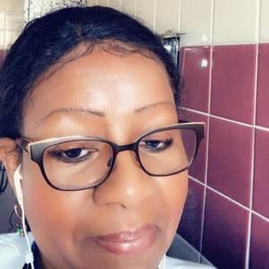 Meet your Posher, Mireille